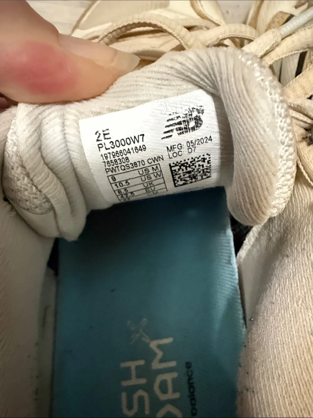 Men's Size 9 Baseball Cleats